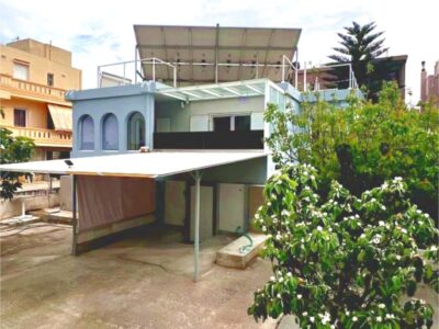 For rent cozy house with garden near Chania and Kalamaki beach.